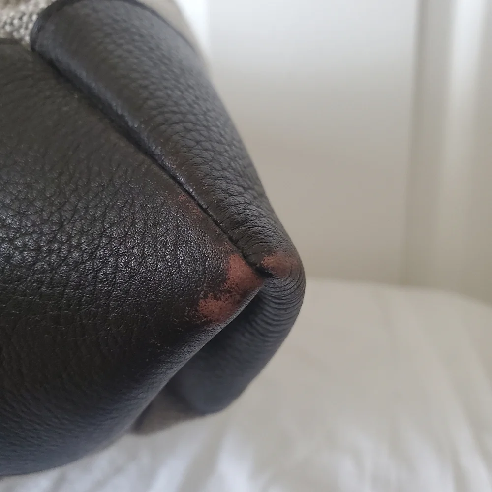 Hunting World Handbag